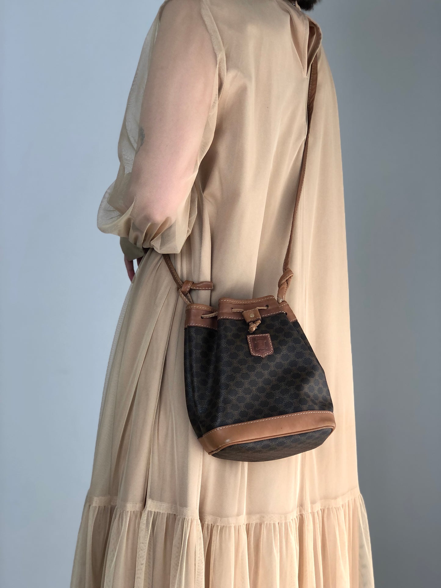 CELINE Macadam Blason Drawstring Shoulder bag Brown Vintage wt5bvk