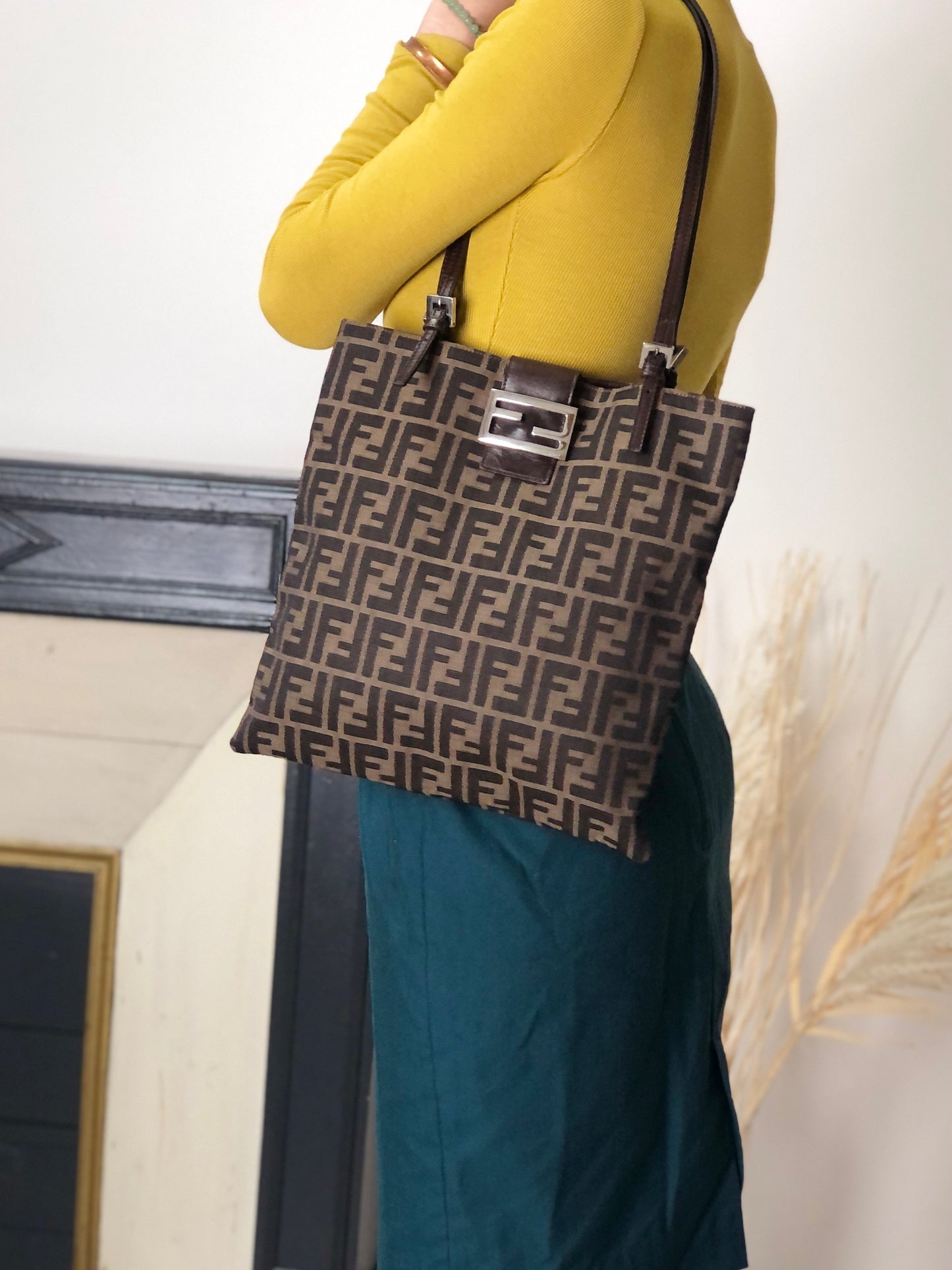 FENDI Zucca Logo Tote bags Brown Vintage 7gujke