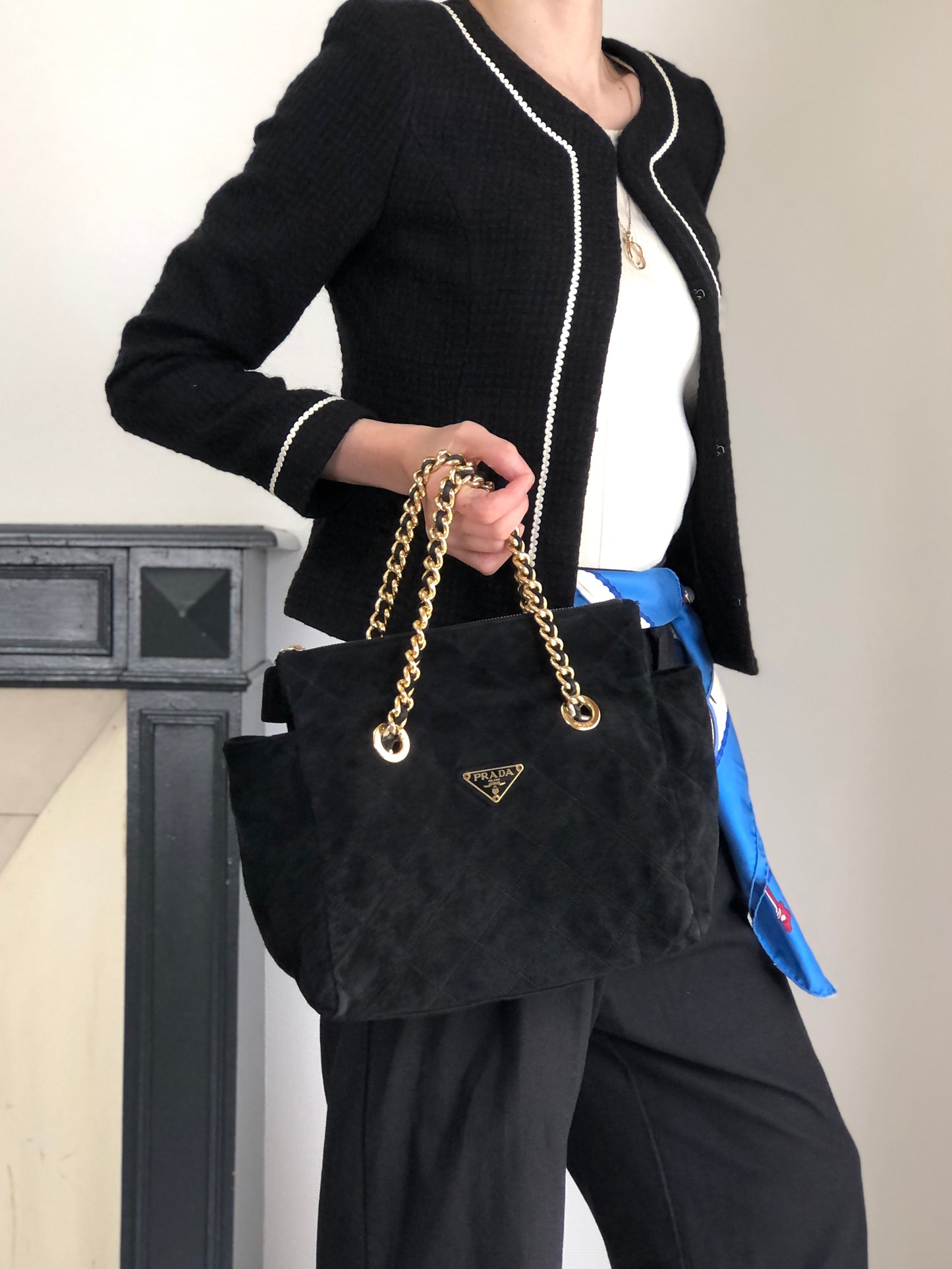 PRADA Triangle Logo Chain Shoulder bag Black Vintage t7p4ej