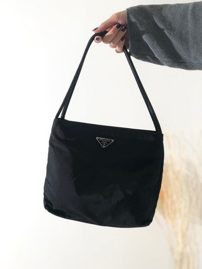 PRADA Triangle Logo Nylon Shoulder Bag Black Vintage Old 37fgmm