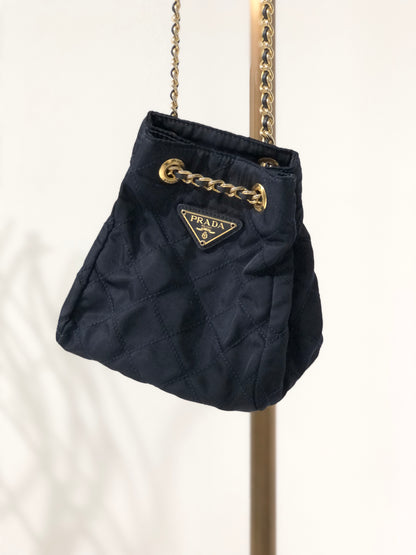 PRADA Quilted Triangle logo Nylon Chain Shoulder Shoulder Bag Navy Vintage Old nj2zvp
