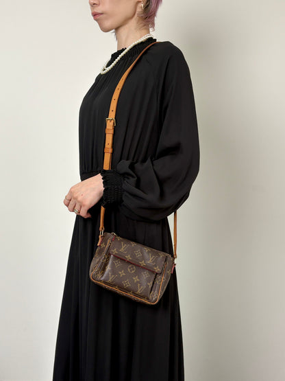 LOUIS VUITTON Monogram Shoulder bag Brown Vintage 53bcj4