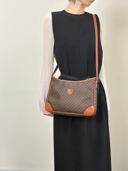 CELINE Macadam Blason Shoulder bag Hobobag Brown Vintage mtbfvr