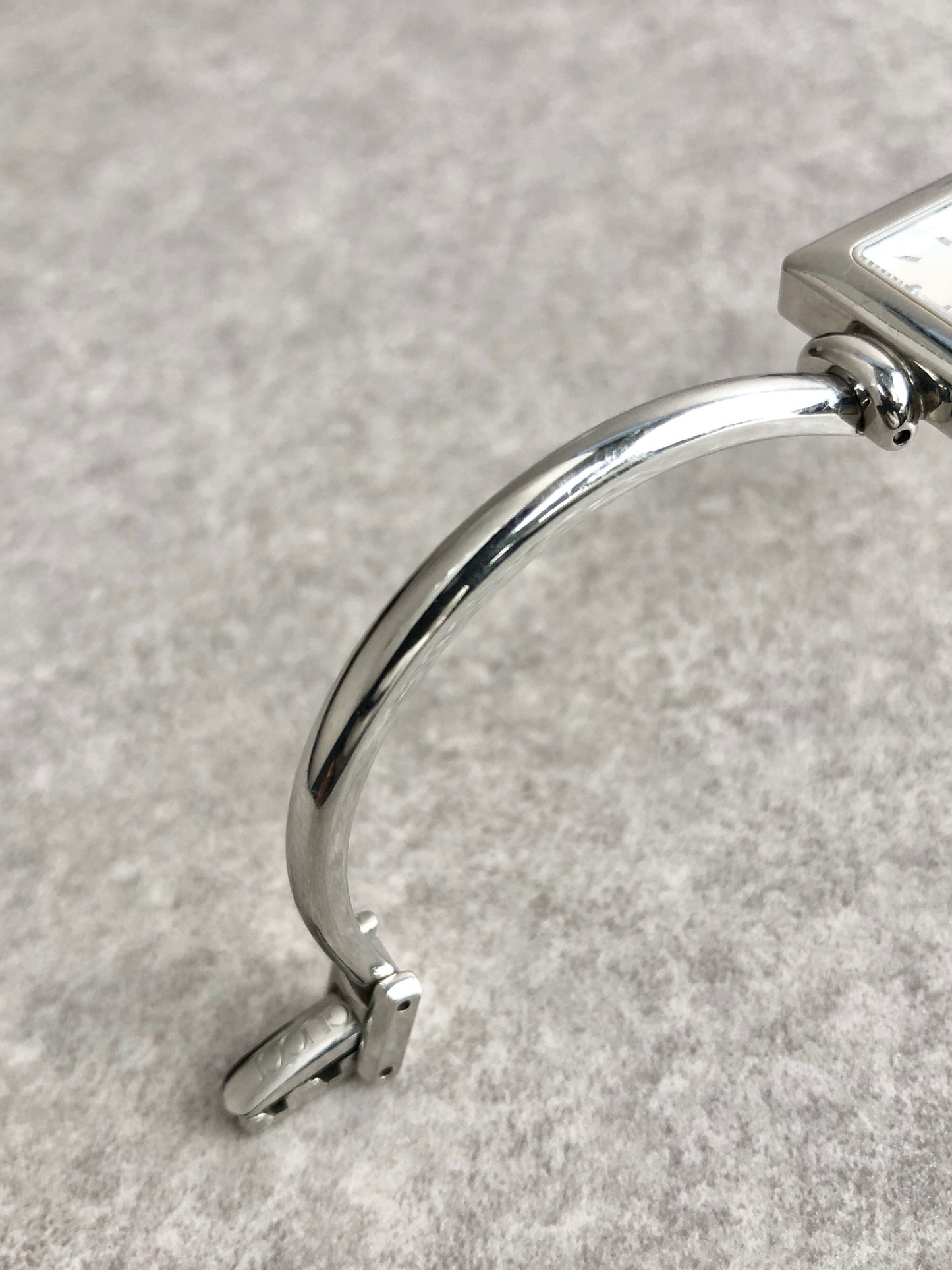 GUCCI Bangle Watch Silver 1900L Vintage ahc5hy