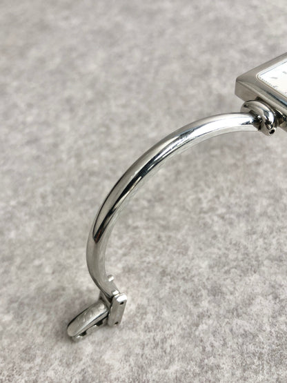 GUCCI Bangle Watch Silver 1900L Vintage ahc5hy