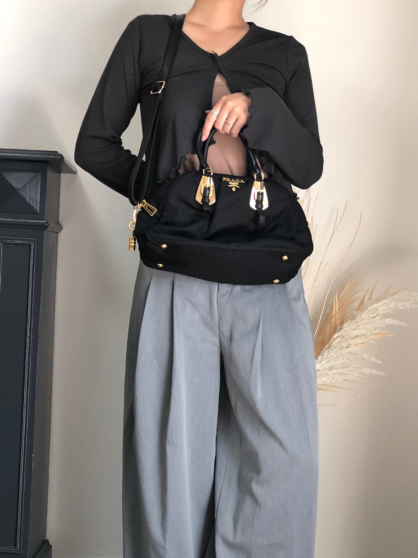 PRADA Logo Two-way Small Boston bag Shoulder bag Black Vintage is5a6n