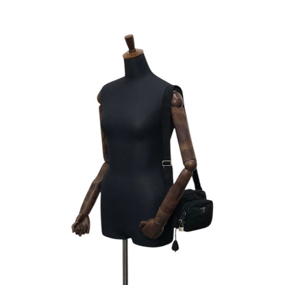 PRADA Tessuto Triangle Logo Shoulder bag Black Vintage gdjwks
