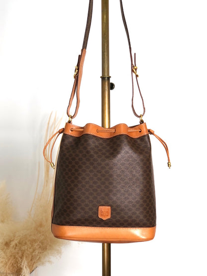 CELINE Macadam Blason Drawstring Shoulder bag Brown Vintage 6tzfb8