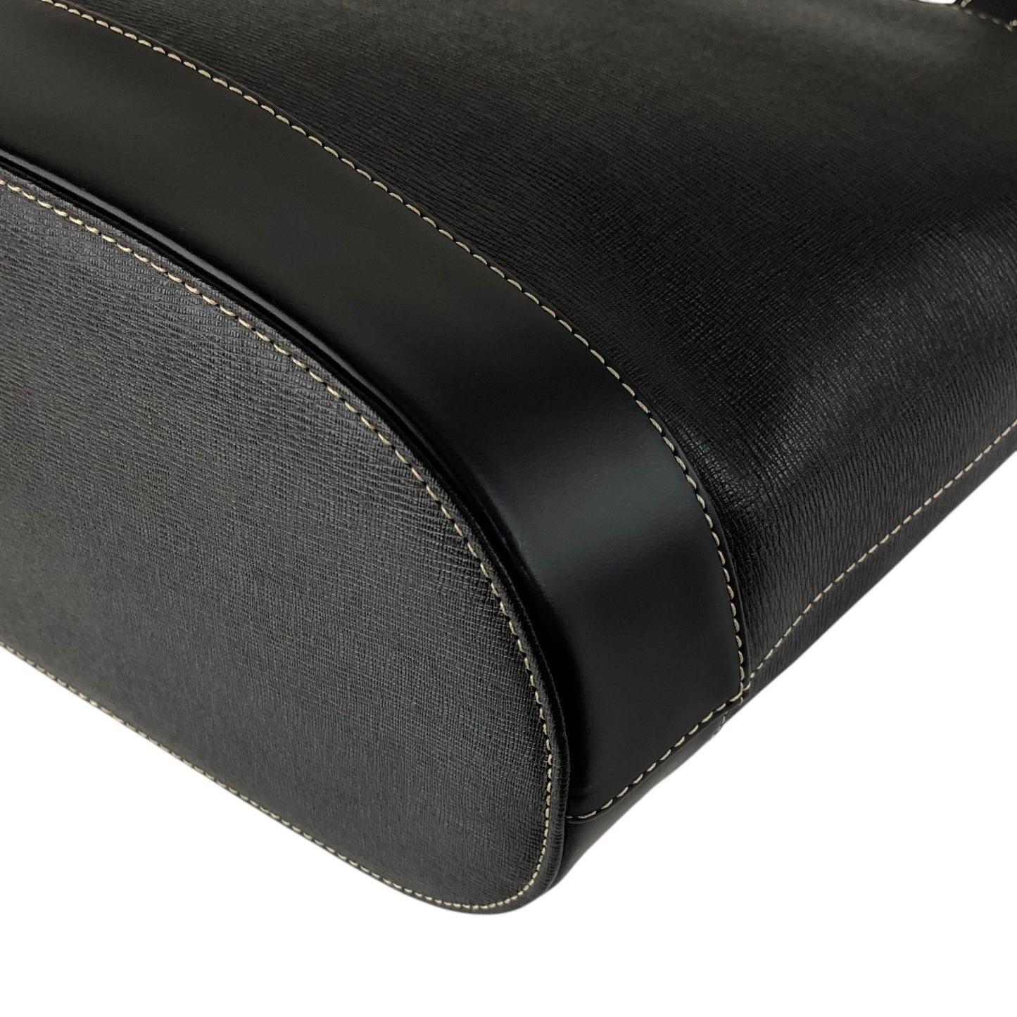 BURBERRY Logo Handbag Black Vintage i2msc4