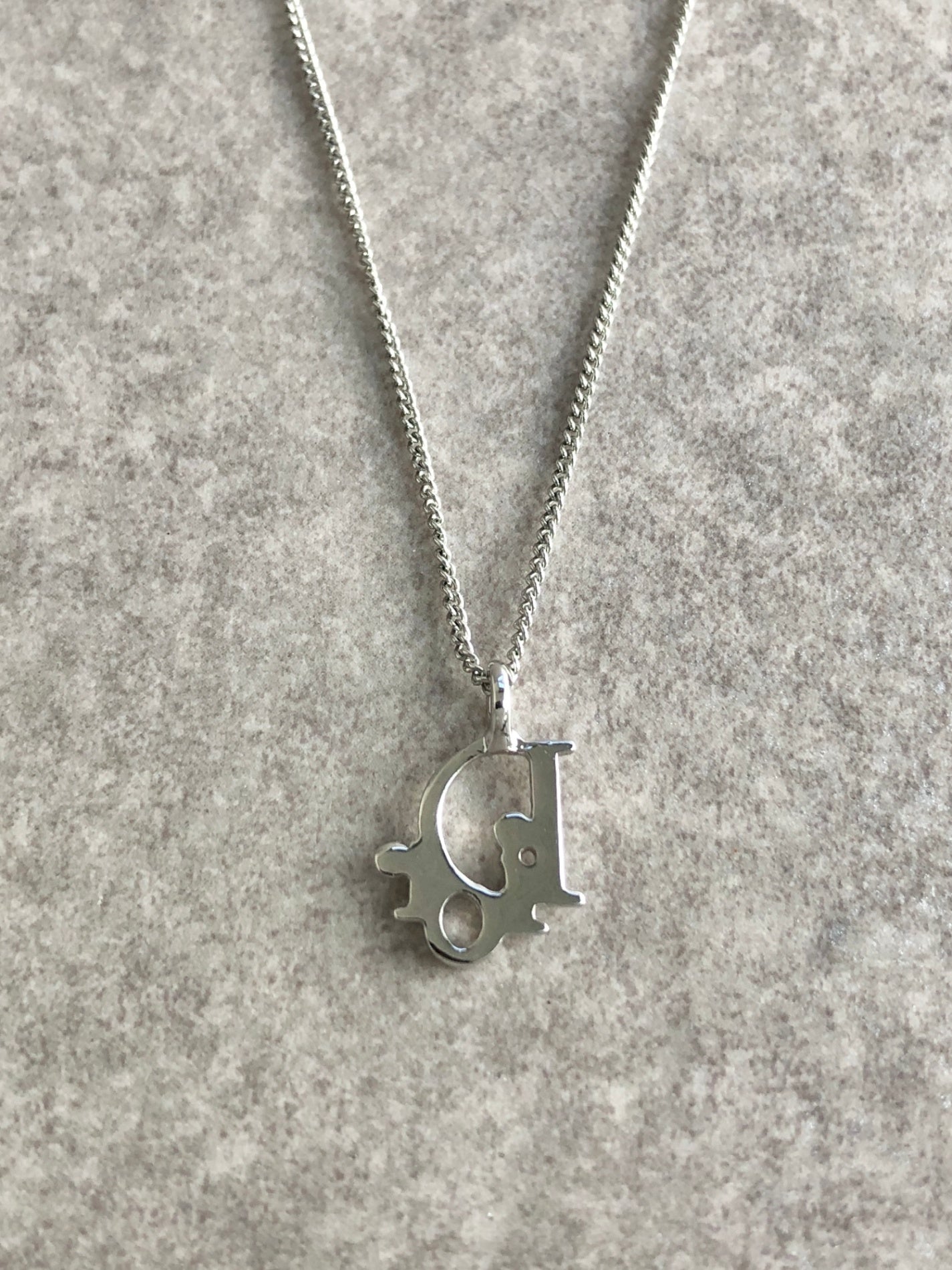 Christian Dior Logo Motif Necklace Silver Vintage 7dbn6v