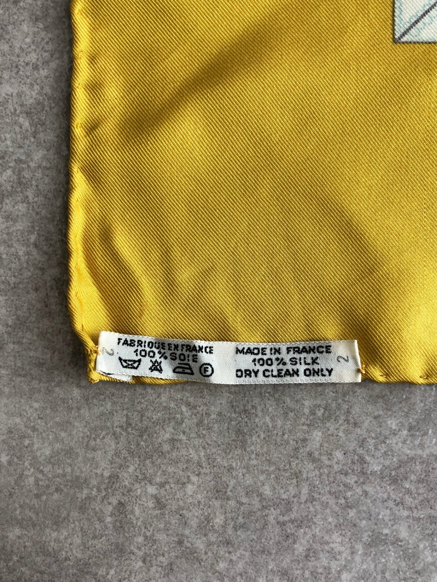 HERMES Silk Scarf Yellow CORRESPONDANCE Vintage ju8bdp