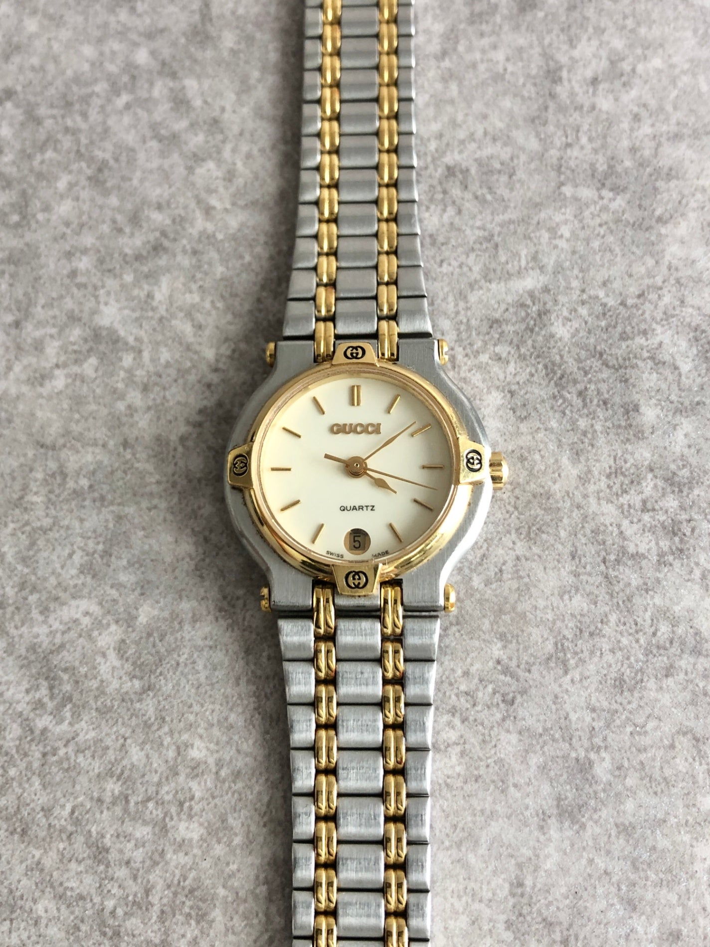 GUCCI Logo Quartz Watch Gold×Silver 9000L Vintage p5fncs