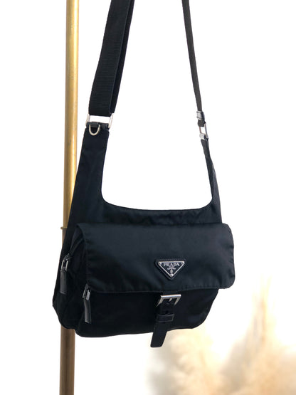 PRADA Triangle Logo Shoulder bag Black Vintage 6r6tmn