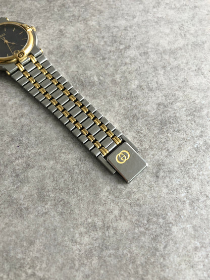 GUCCI Logo Quartz Watch Silver×Gold 9000M Vintage tr37i6