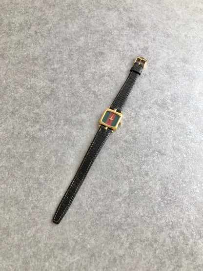 GUCCI Sherry Line Watch Gold×Black Vintage tgjeem