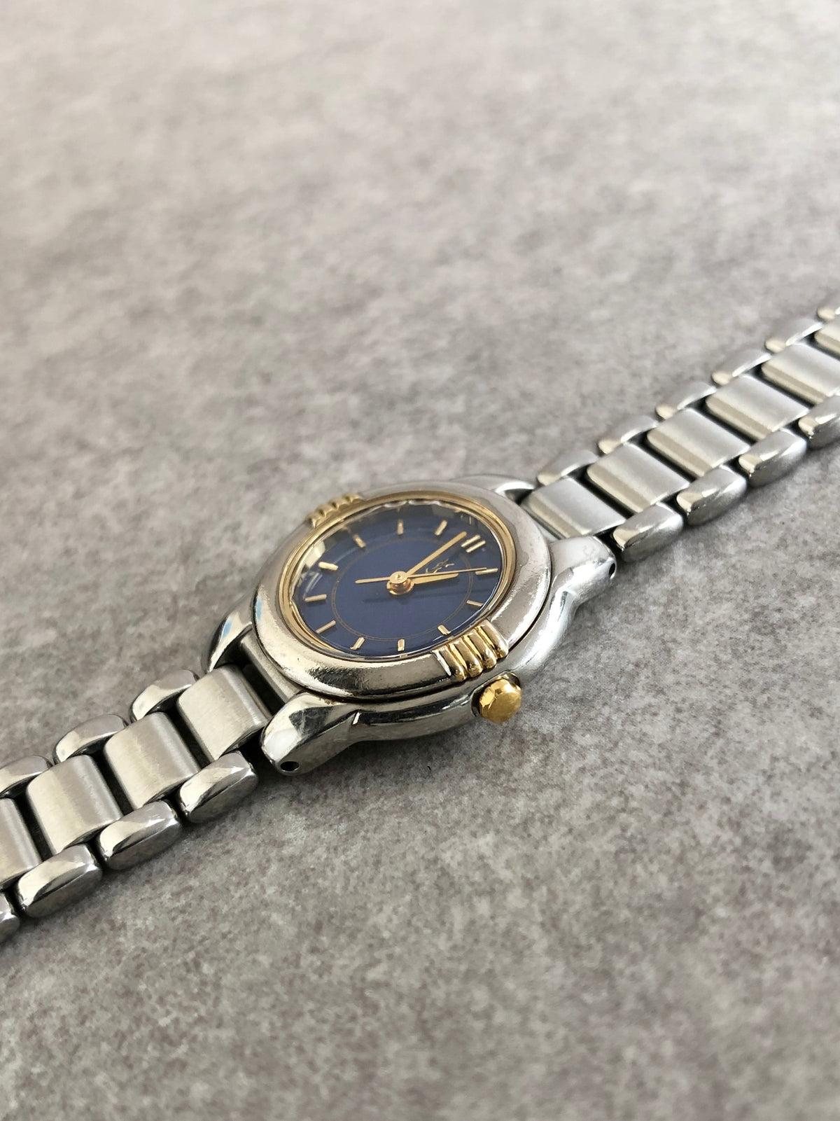 Yves Saint Laurent Quartz Watch Silver 5930-F91474 Vintage jwpxz8