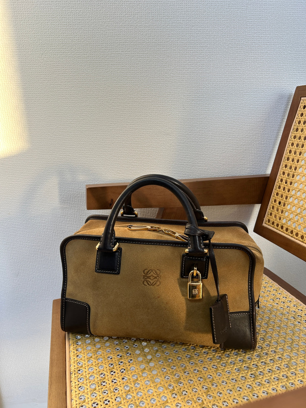 LOEWE Amazona28 Anagram Handbag Boston bag Beige Vintage gia6hg
