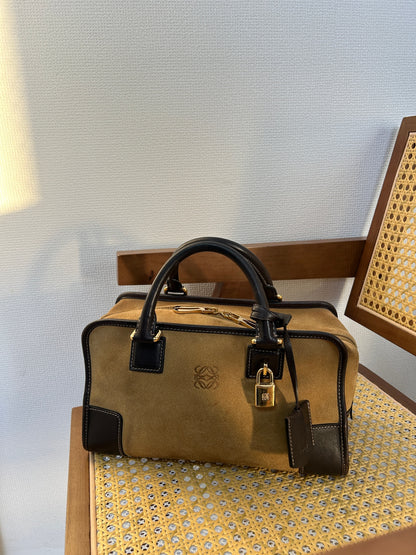 LOEWE Amazona28 Anagram Handbag Boston bag Beige Vintage gia6hg
