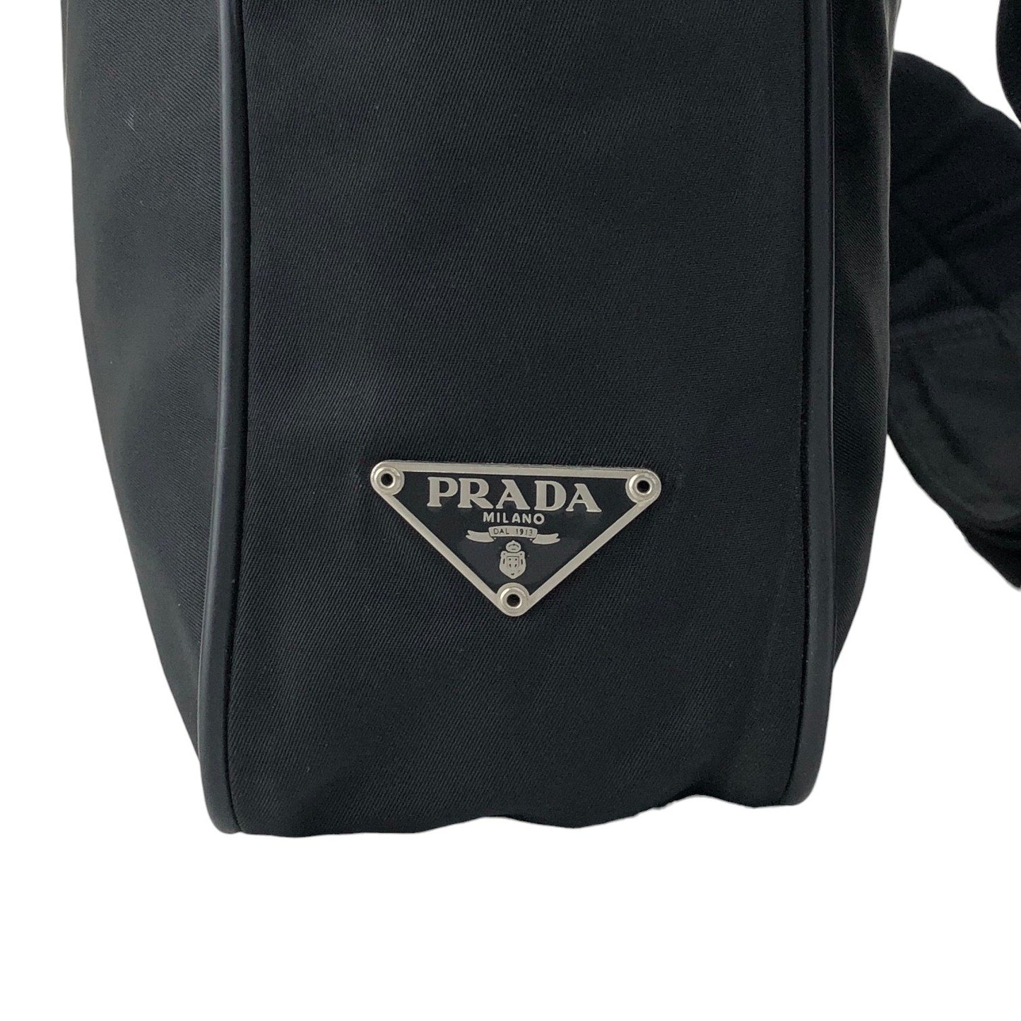 PRADA Tessuto Triangle Logo Sling bag Black Vintage p8ymye