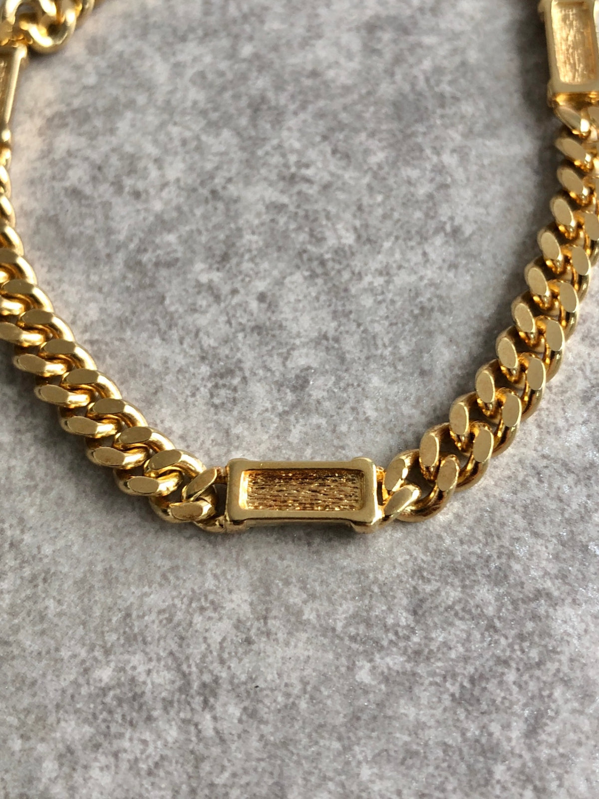 Christian Dior Logo Bracelet Gold Vintage 7y6c85
