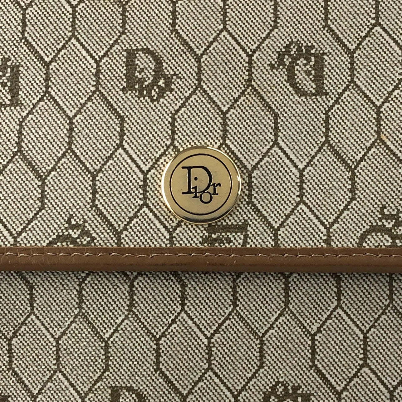 日*4様 ★ Christian Dior 幾何学模様 ボルドー ブランドロゴ Christian Dior Honeycomb Pattern Logo Shoulder bag Beige Vintage