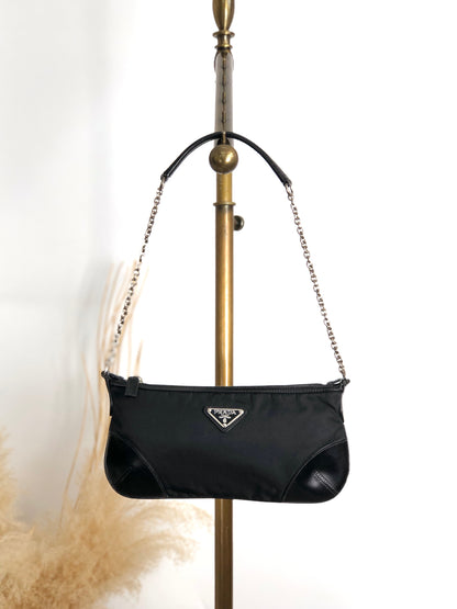 PRADA Triangle Logo Chain Shoulder bag Black Vintage 3m6ggr