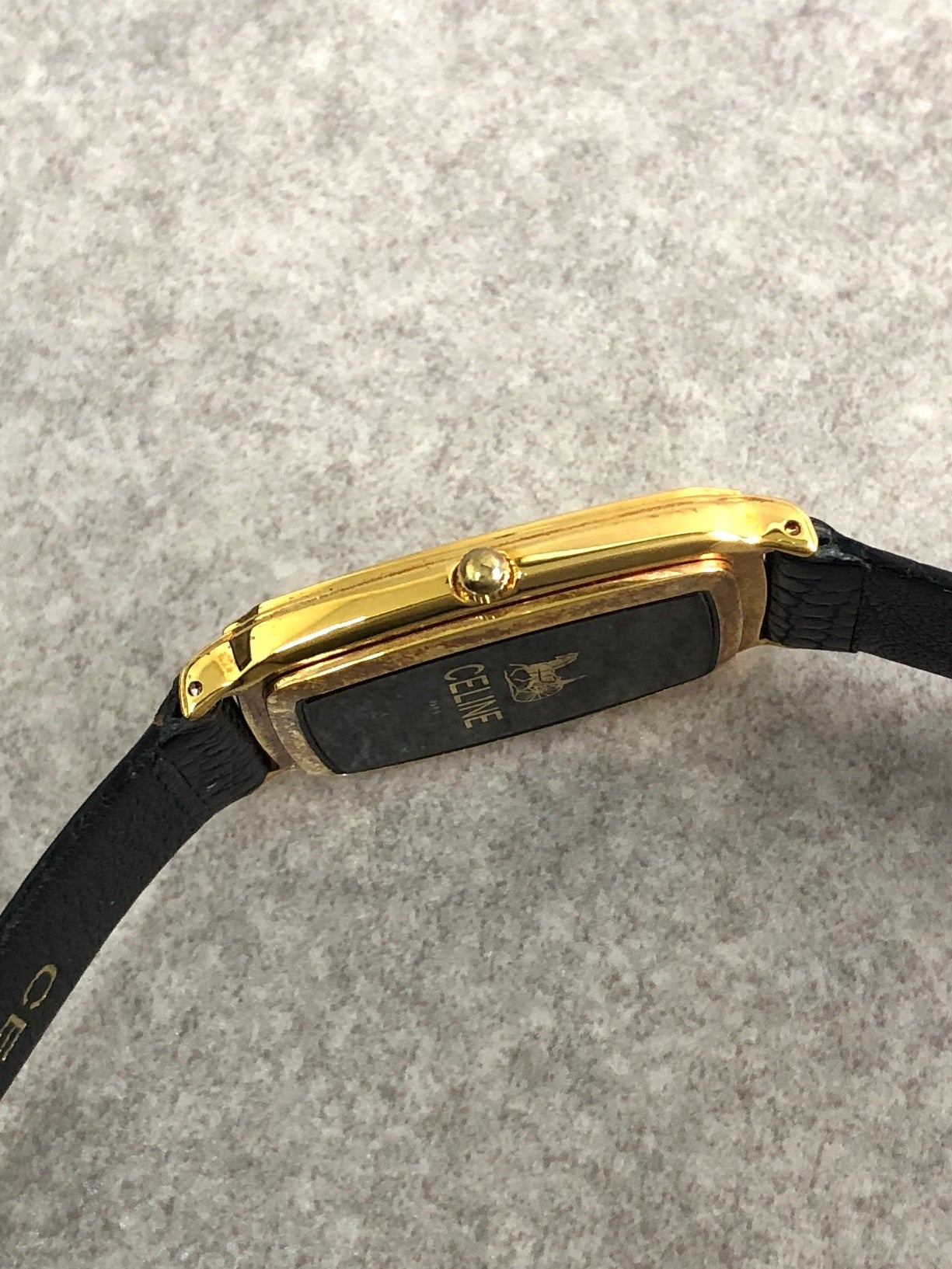 CELINE Horse Carriage Watch Gold×Black Vintage 4c7zjb