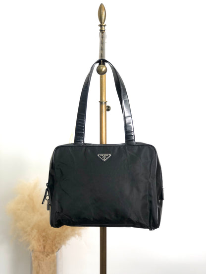 PRADA Triangle Logo Padlock Totebag Black Vintage 5g8nni