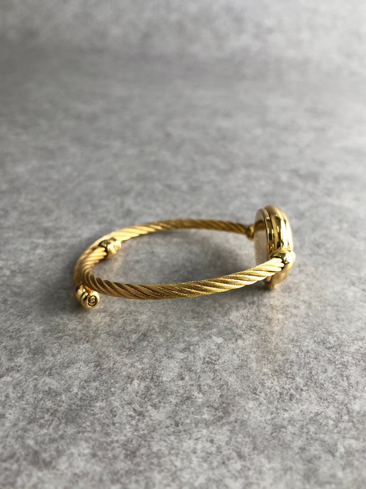 GUCCI Logo Bangle Quartz Watch Gold 2700L.2.L Vintage ssija3