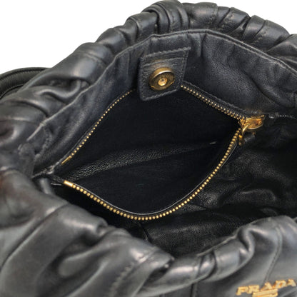 PRADA Logo Shoulder bag Black Vintage 6yixa5