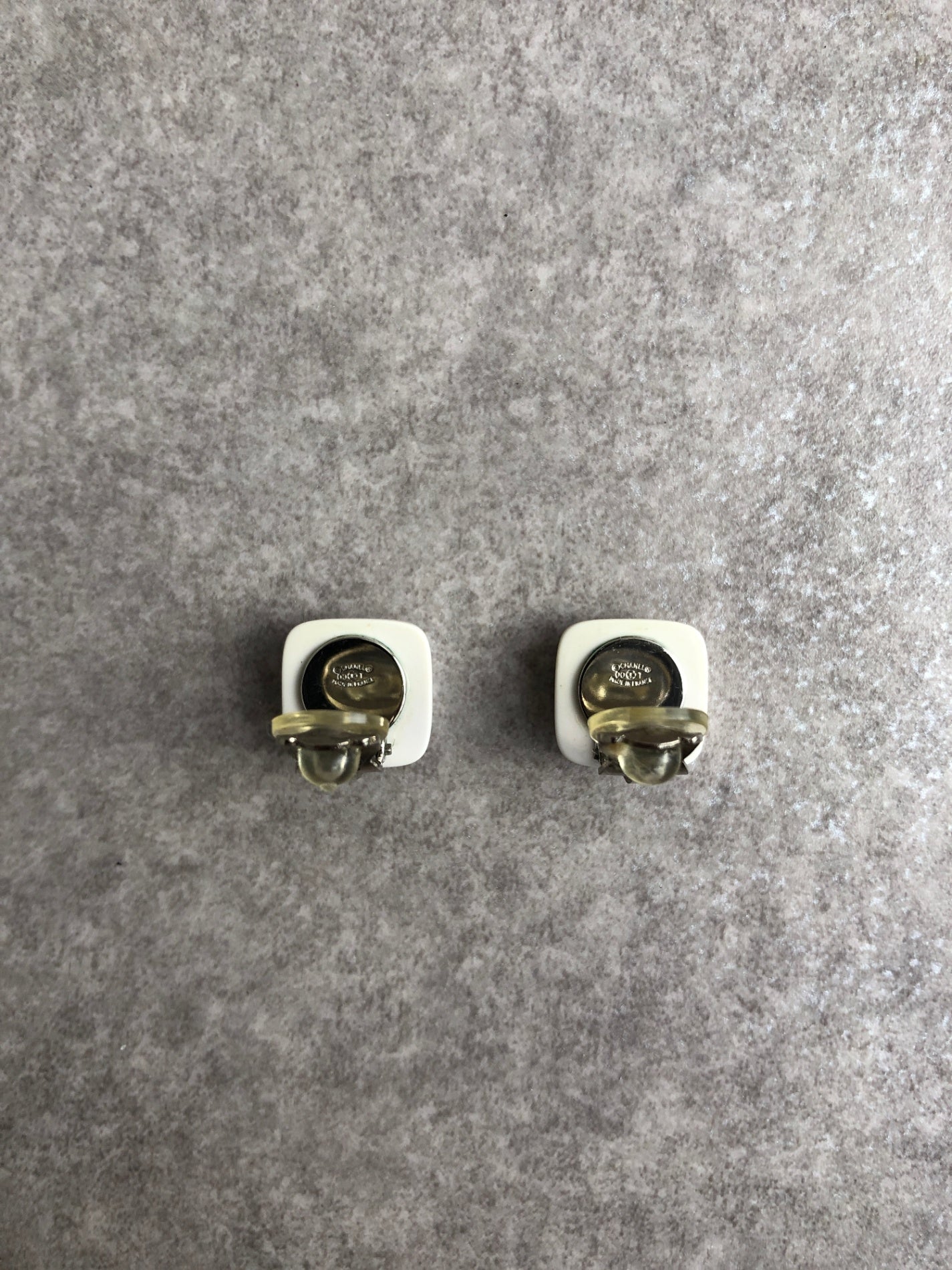 CHANEL Coco Mark Earrings White Vintage pfkb7h