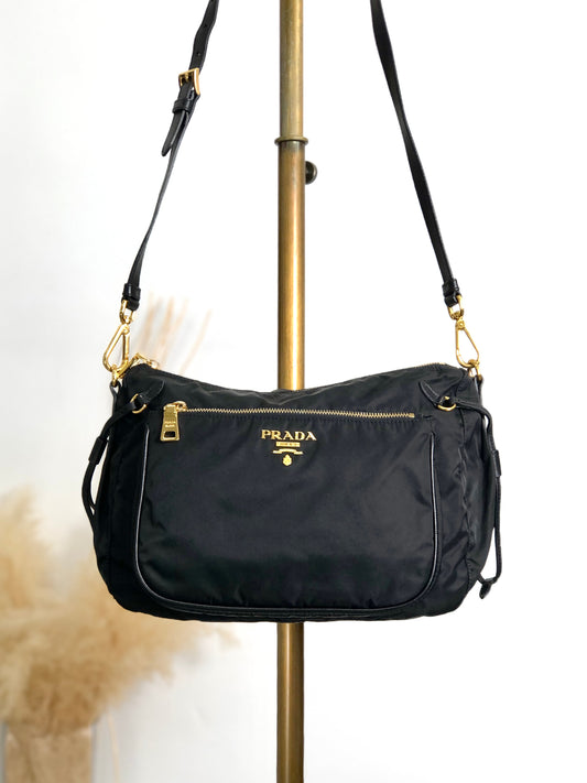 PRADA Logo Shoulder bag Black BT0689 Vintage s35m2a