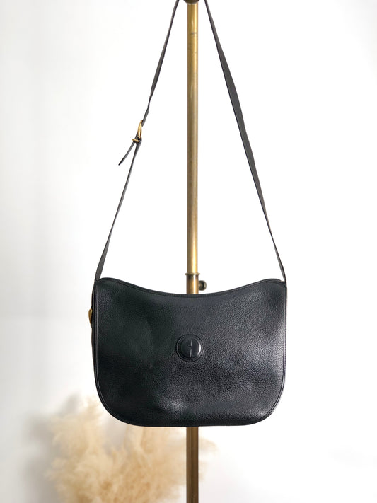 GUCCI Logo Shoulder bag Black Vintage u2u3ar