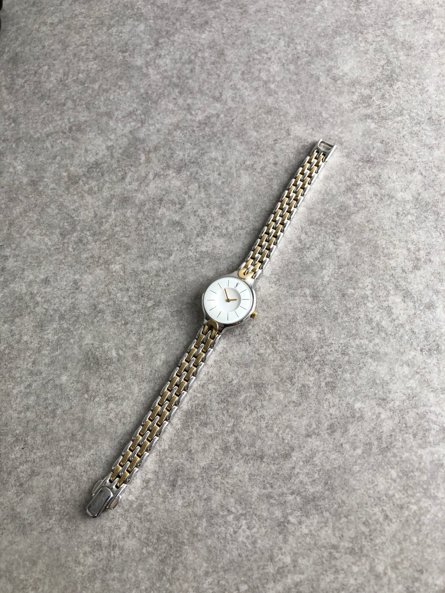 Vintage Yves Saint Laurent | VintageShop solo