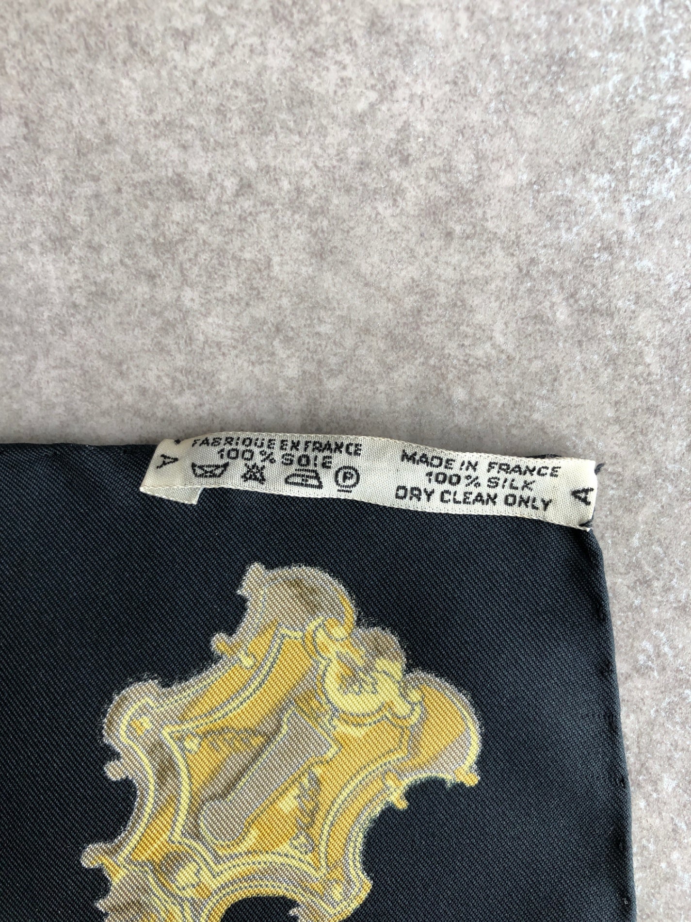 HERMES SILK Scarf Black×White Les Cles Vintage 8nc25h