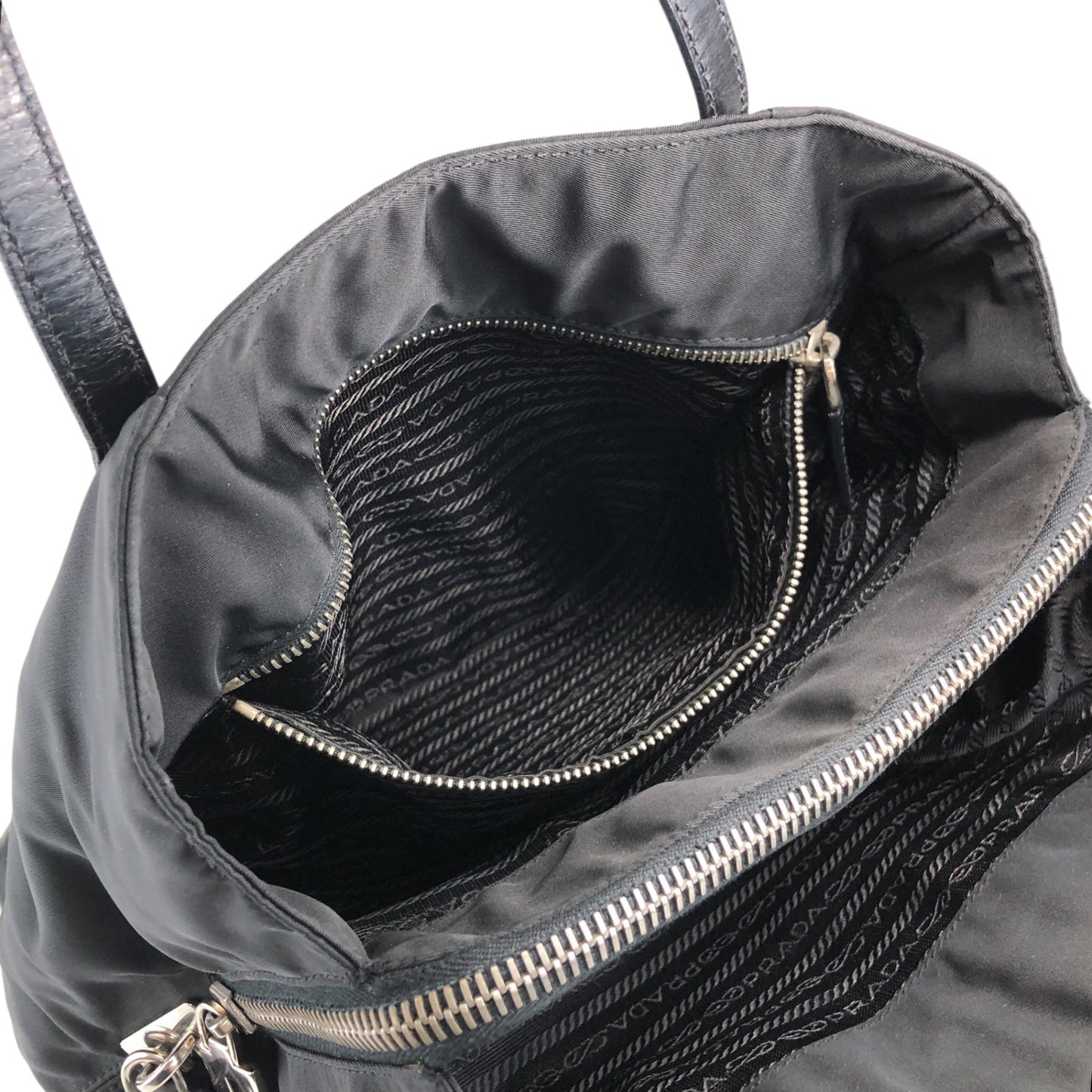 PRADA Tessuto Triangle Logo Totebag Black Vintage nz73vd