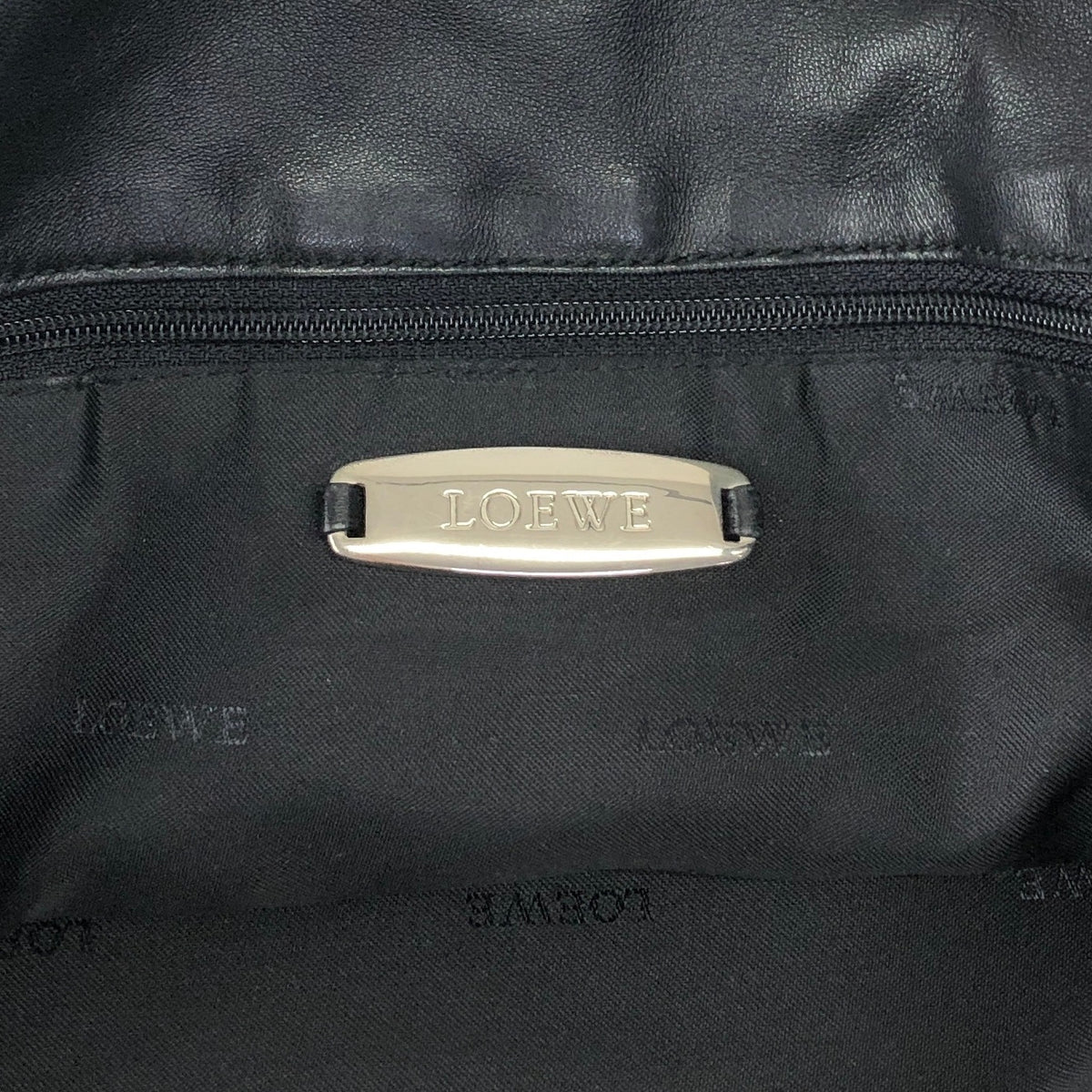 LOEWE Anagram Drawstring Shoulder bag Black Vintage zbxjy7