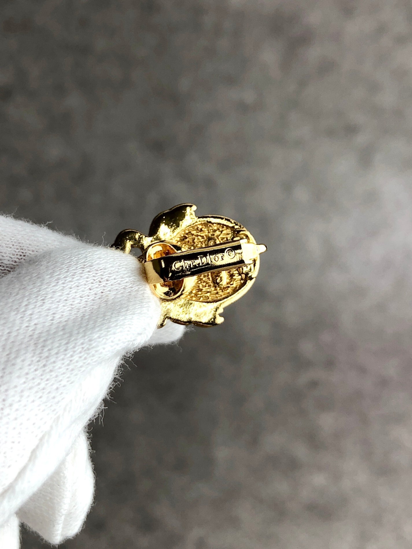 Christian Dior Ribbon Motif Earrings Gold Vintage jjdksh