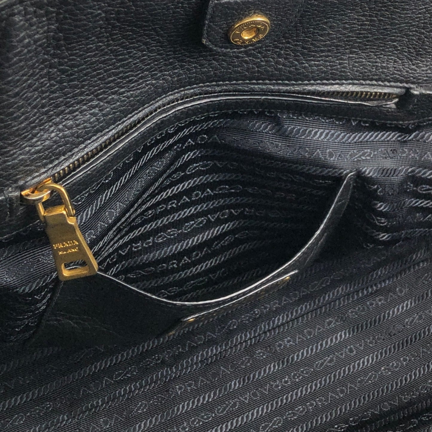 PRADA Triangle Logo Two-way Handbag Shoulder bag Black Vintage ux6vuz
