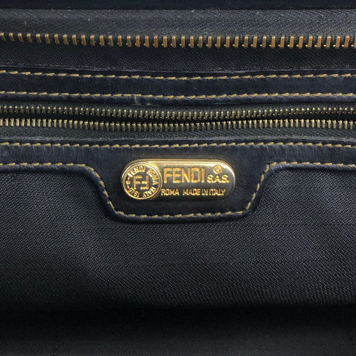 FENDI Pecan Two-way Small Boston bag Shoulder bag Black Vintage 3d83yd