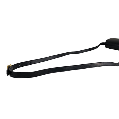 Salvatore Ferragamo Gancini Ribbon Shoulder bag Black Vintage 3wugs6