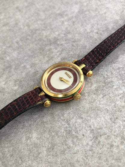 GUCCI Logo Watch Brown Vintage xpg7th
