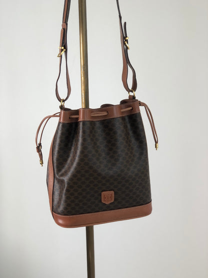 CELINE Macadam Blason Drawstring Shoulder bag Brown Vintage vwf5v4