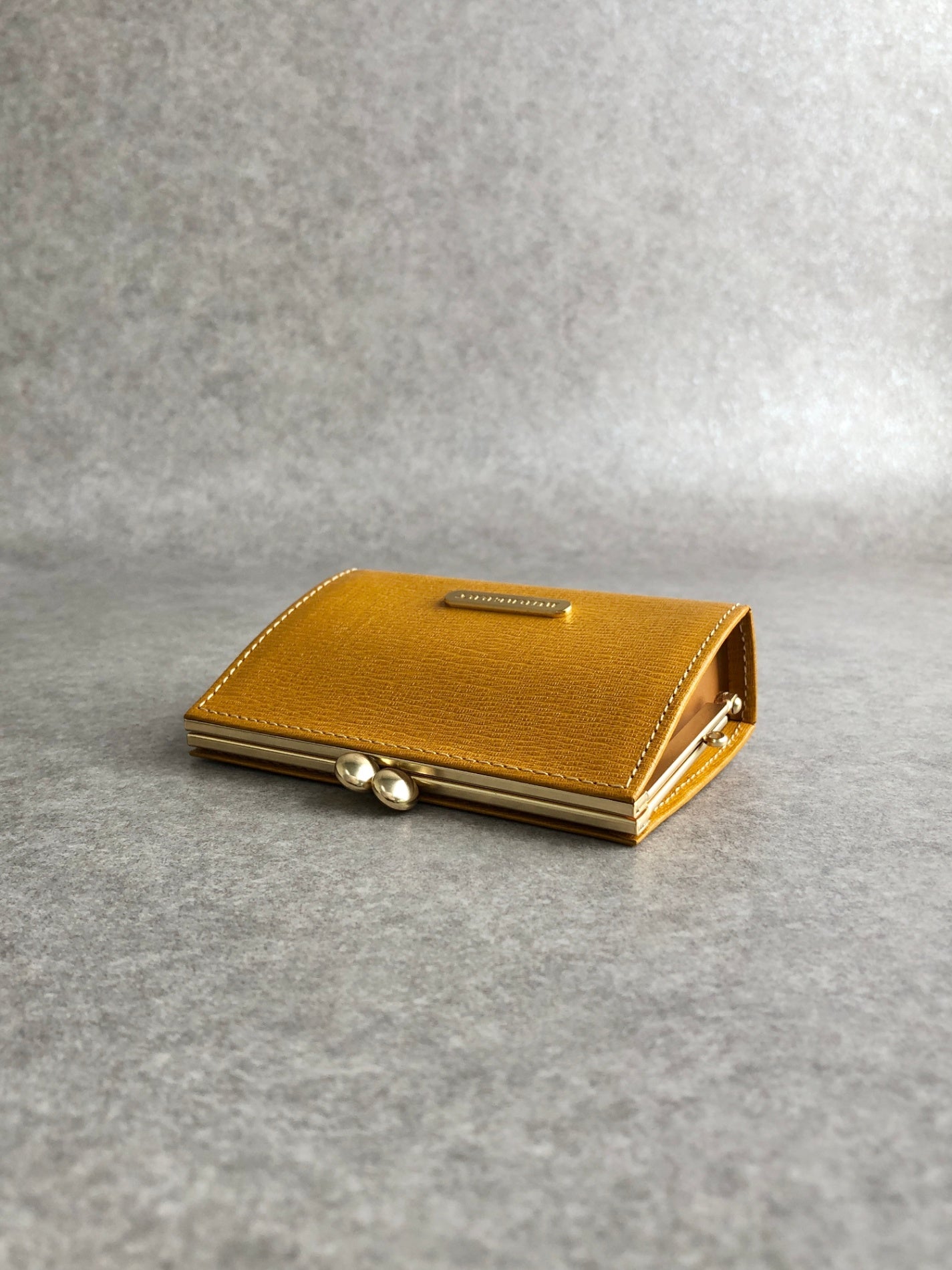 BURBERRY Logo Metal Clasp Coin Purse Yellow Vintage m834hs