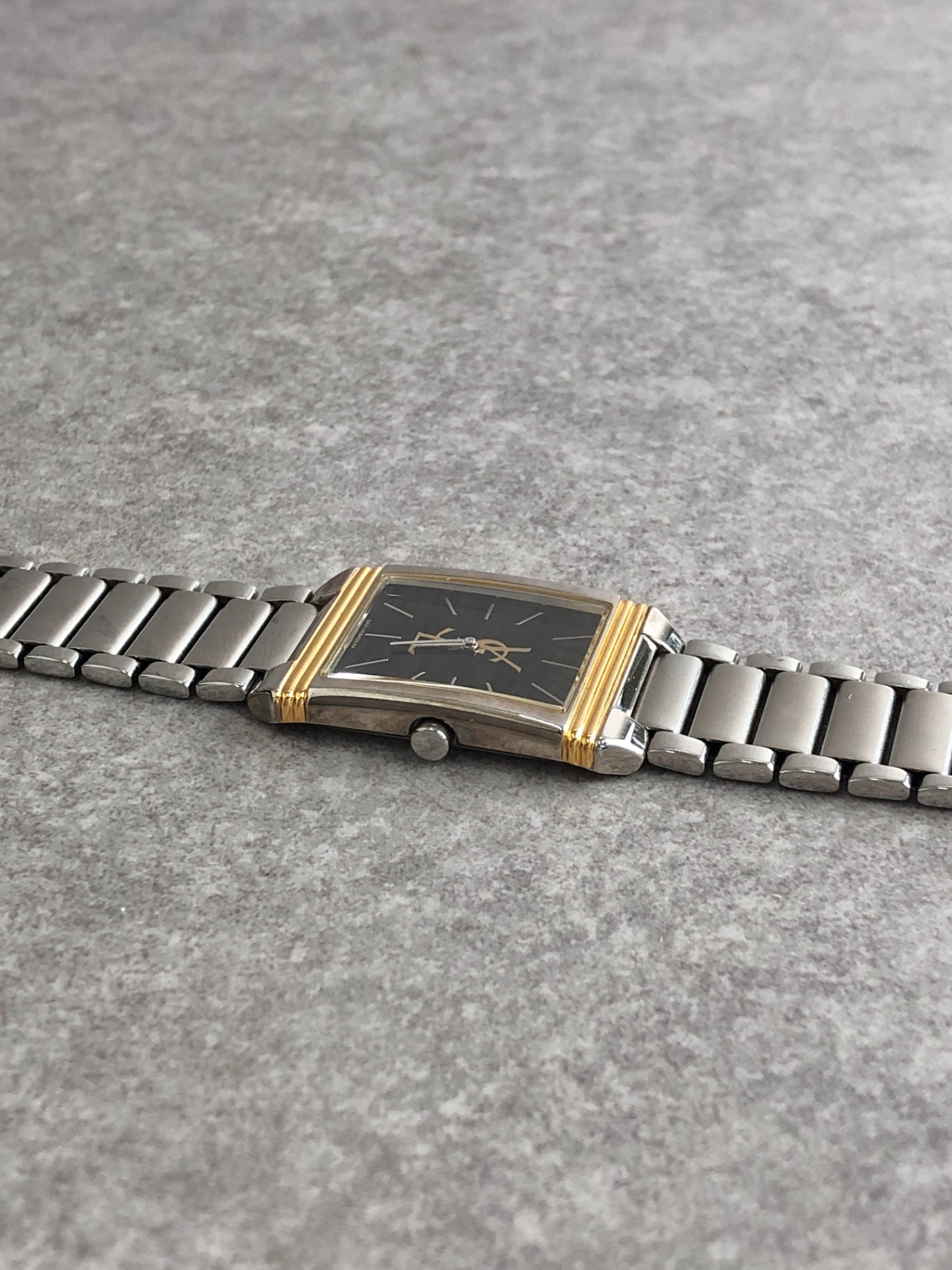 Yves Saint Laurent YSL Logo Quartz Watch Silver 5421-H04724Y