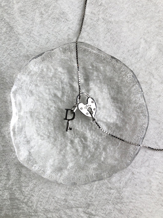 Christian Dior Logo Padlock Necklace Silver Vintage nk8vix