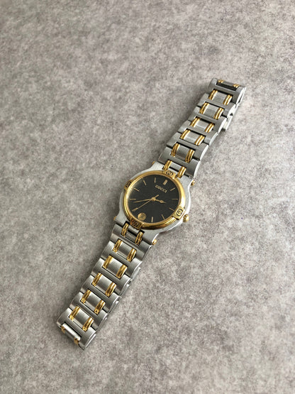 GUCCI Logo Quartz Watch Silver×Gold 9000M Vintage kfni2y