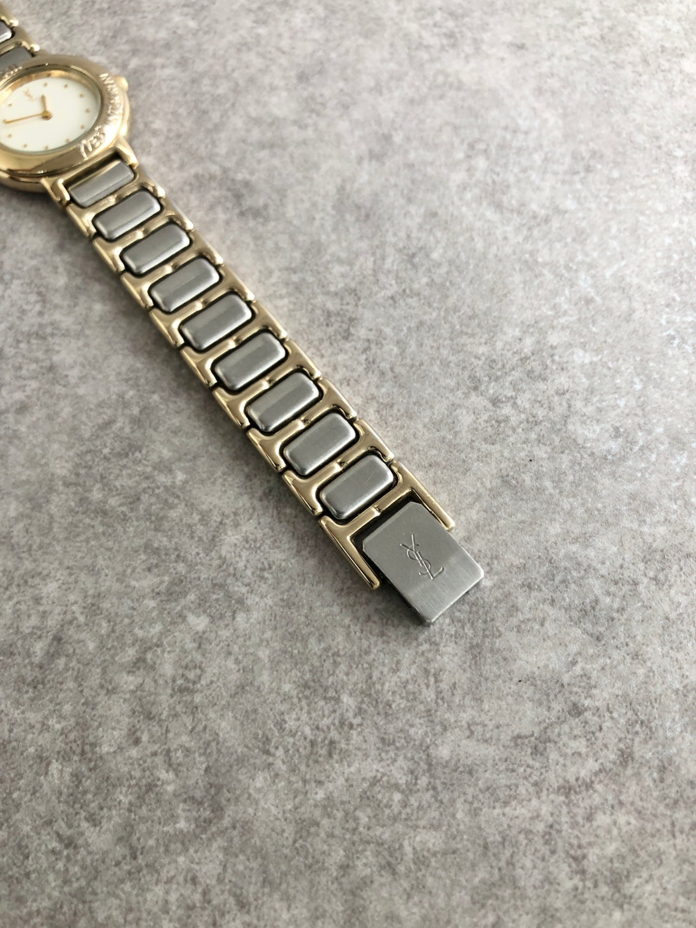 Yves Saint Laurent YSL Logo Watch Gold×Silver Vintage uavgj3