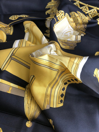 HERMES Silk Scarf Black×Gold Vintage 4zy8gj