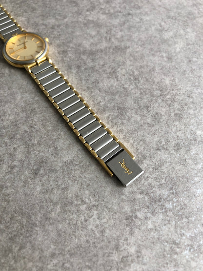 Yves Saint Laurent YSL Logo Quartz Watch Silver 2200-228481 Vintage d25enz